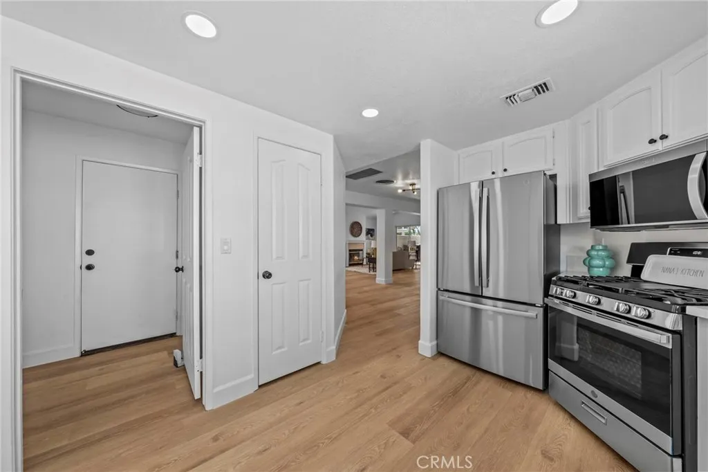 40415 Via Francisco, Murrieta, California 92562 home-pic-15