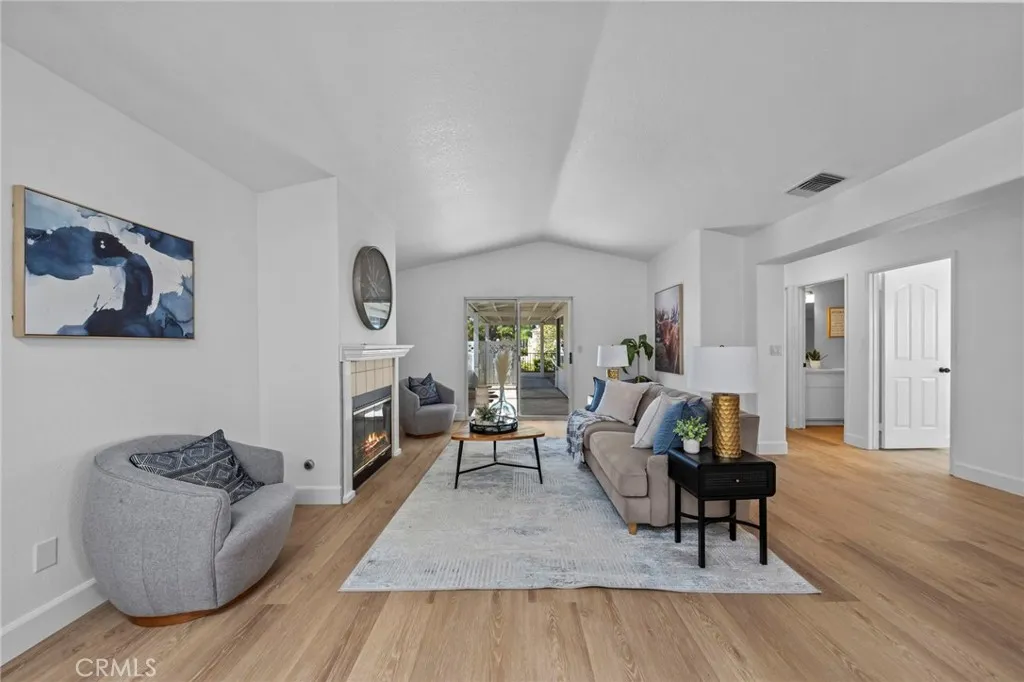 40415 Via Francisco, Murrieta, California 92562 home-pic-7