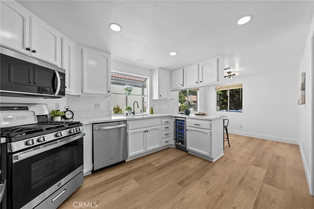 40415 Via Francisco, Murrieta, California 92562 home-pic-12