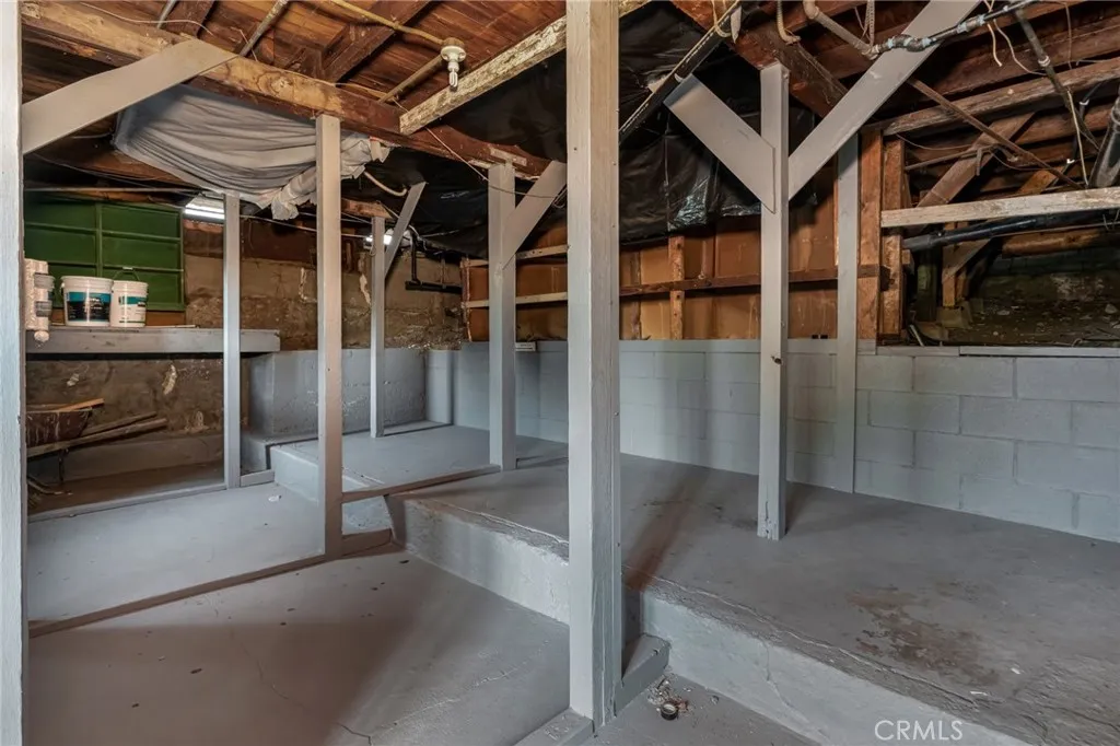 1048 Dexter Street, Los Angeles, California 90042 home-pic-45