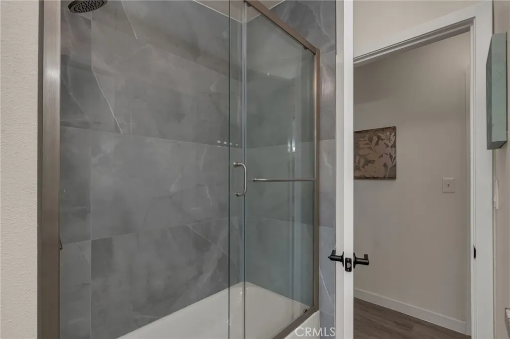 1048 Dexter Street, Los Angeles, California 90042 home-pic-29