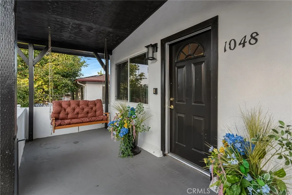 1048 Dexter Street, Los Angeles, California 90042 home-pic-3