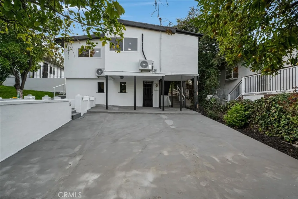 1048 Dexter Street, Los Angeles, California 90042 home-pic-43