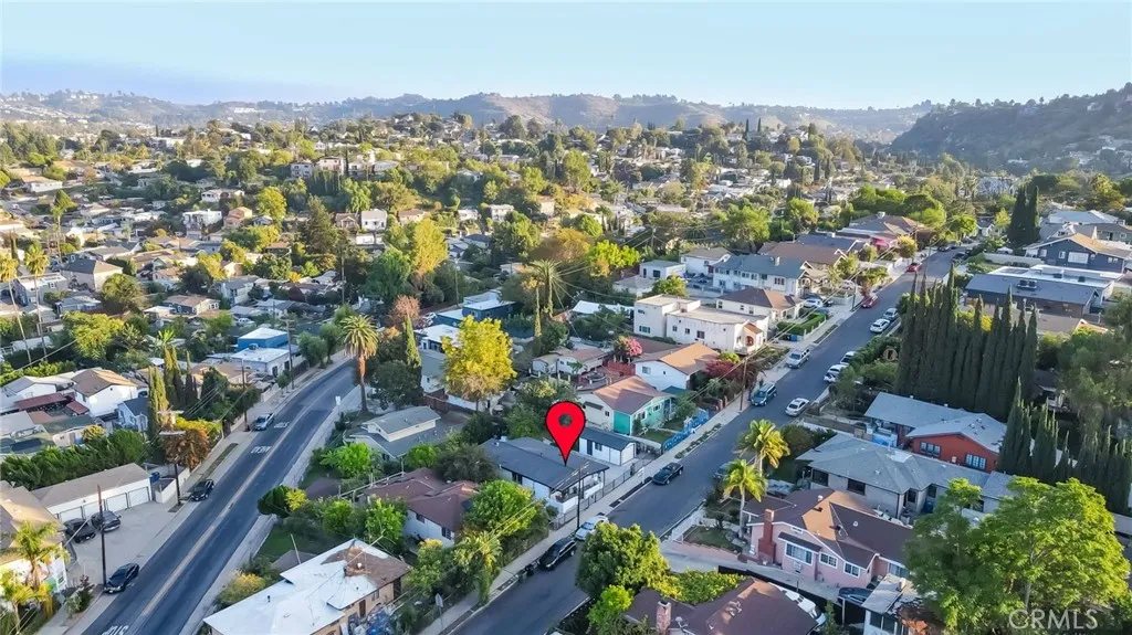1048 Dexter Street, Los Angeles, California 90042 home-pic-47