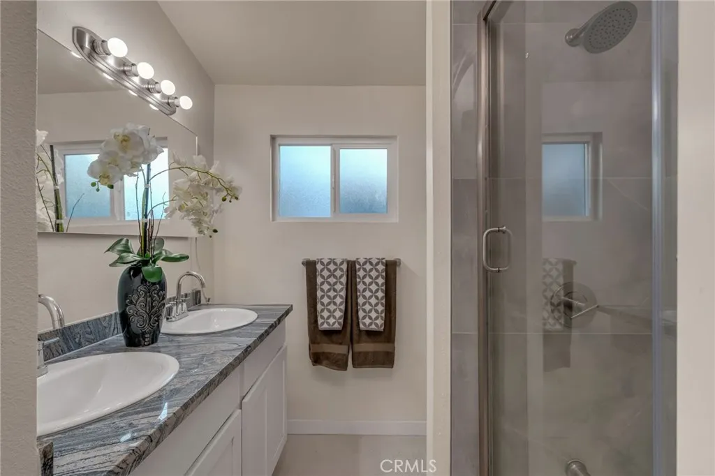 1048 Dexter Street, Los Angeles, California 90042 home-pic-27