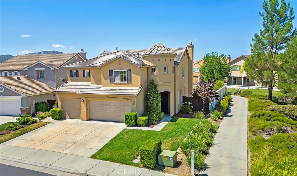 45435 Tioga Street, Temecula, California 92592 home-pic-1