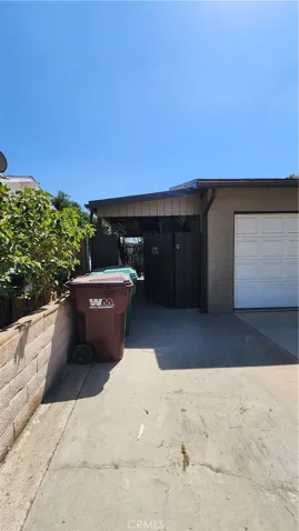 Front Side gate