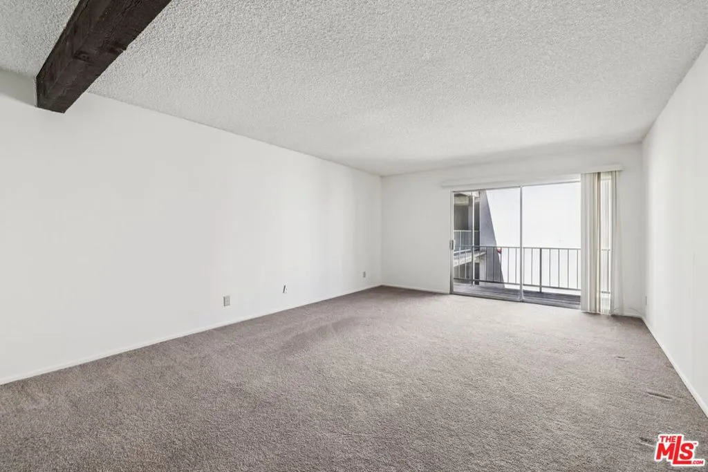 5460 White Oak Avenue A204, Encino, California 91316 home-pic-14