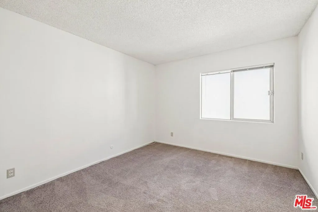 5460 White Oak Avenue A204, Encino, California 91316 home-pic-12