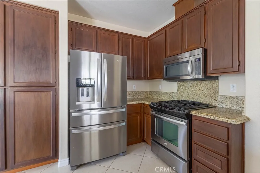 31939 Calle Elenita, Temecula, California 92591 home-pic-8