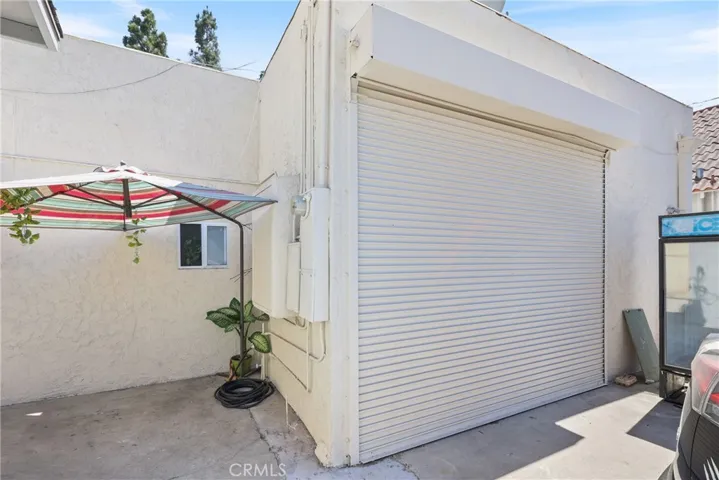 15323 Paramount Blvd: Pet Store Rear