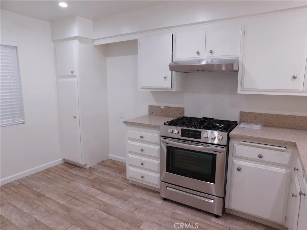 115 Olinda Place, Brea, California 92823 home-pic-8