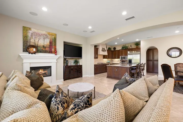 31-web-or-mls-8M4A7749