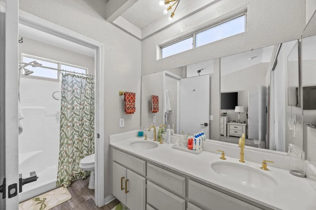 26831 Eagle Run Street, Corona, California 92883 home-pic-18