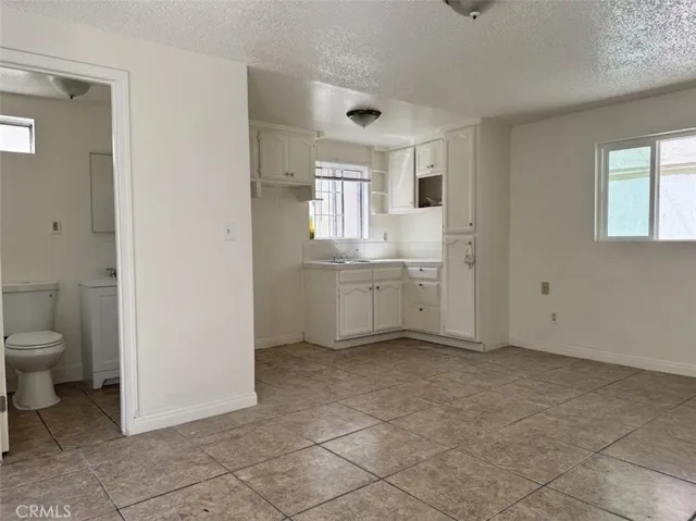 2749 Live Oak Street, Huntington Park, California 90255 — photo 5