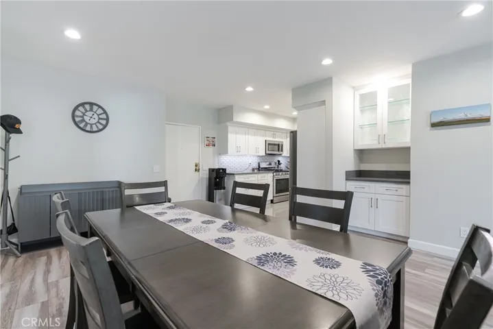 620 N Kenwood Street 309, Glendale, California 91206