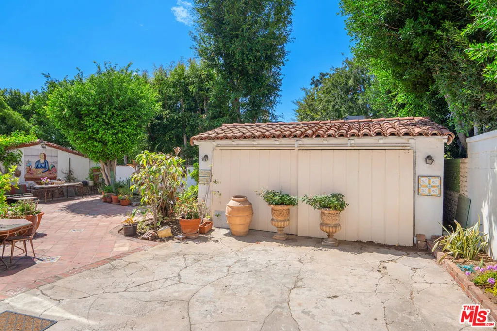 821 Malcolm Avenue, Los Angeles, California 90024 home-pic-53