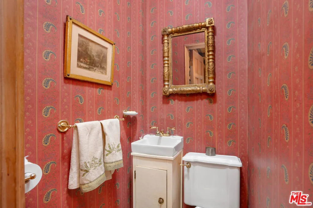 821 Malcolm Avenue, Los Angeles, California 90024 home-pic-27