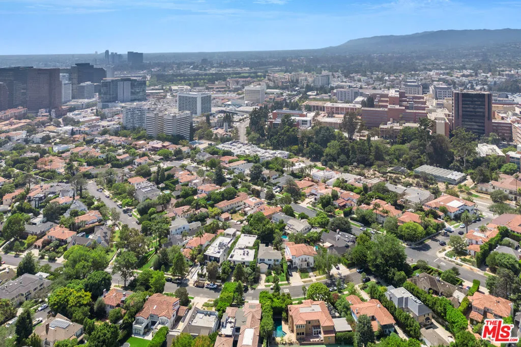 821 Malcolm Avenue, Los Angeles, California 90024 home-pic-56