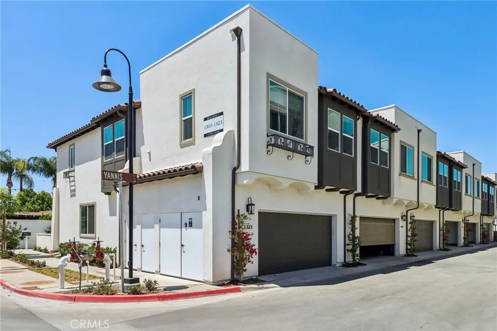 1317 Cantada Court, El Cajon, California 92019 home-pic-4
