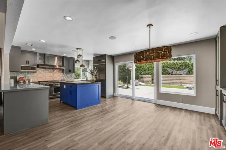 Dining Room - Kitchen
