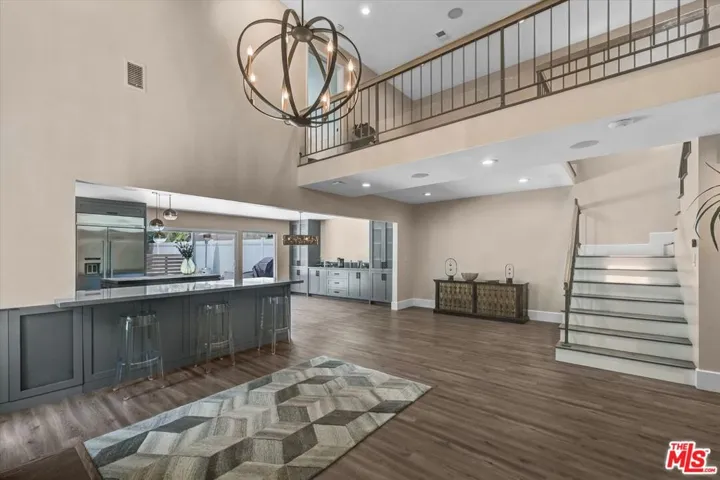 Downstairs Entrance - Living R