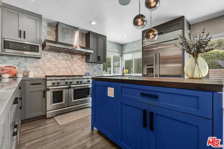 Kitchen - Butcher Block Counte
