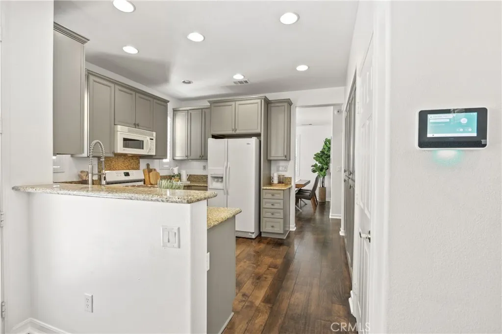 9 Paddock Pl, Ladera Ranch, California 92694 home-pic-9