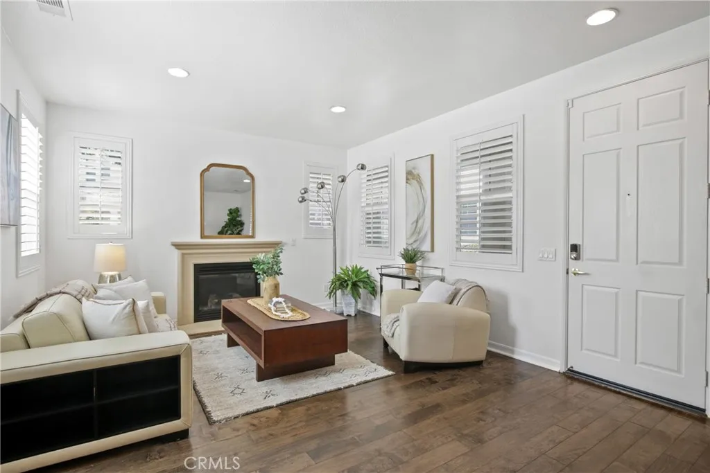 9 Paddock Pl, Ladera Ranch, California 92694 home-pic-2