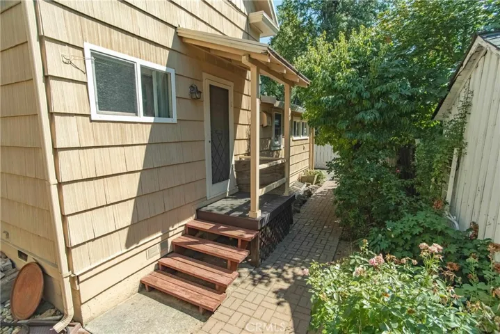 5505 Sacramento Avenue, Dunsmuir, California 96025