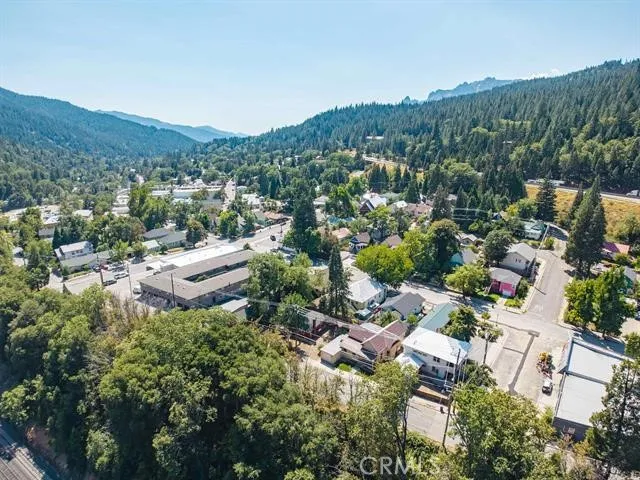 5505 Sacramento Avenue, Dunsmuir, California 96025