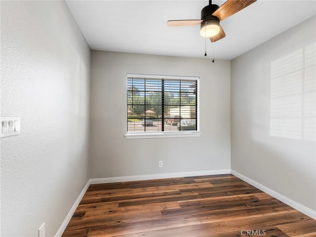 19183 Elm Dr, Apple Valley, California 92308 home-pic-14