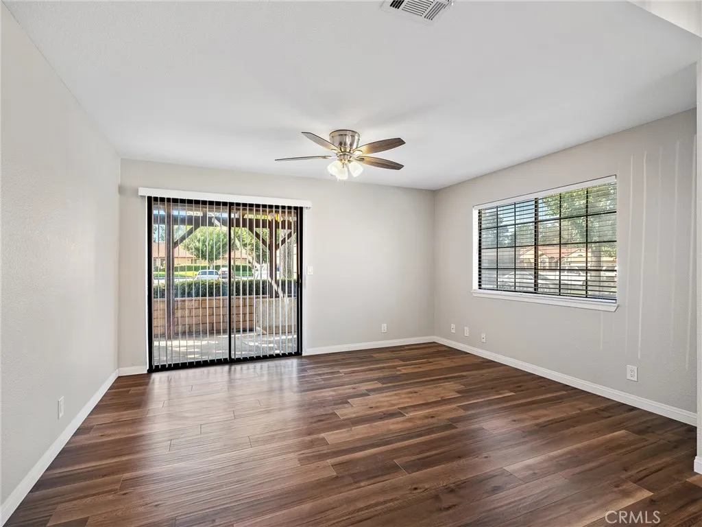 19183 Elm Dr, Apple Valley, California 92308 home-pic-4
