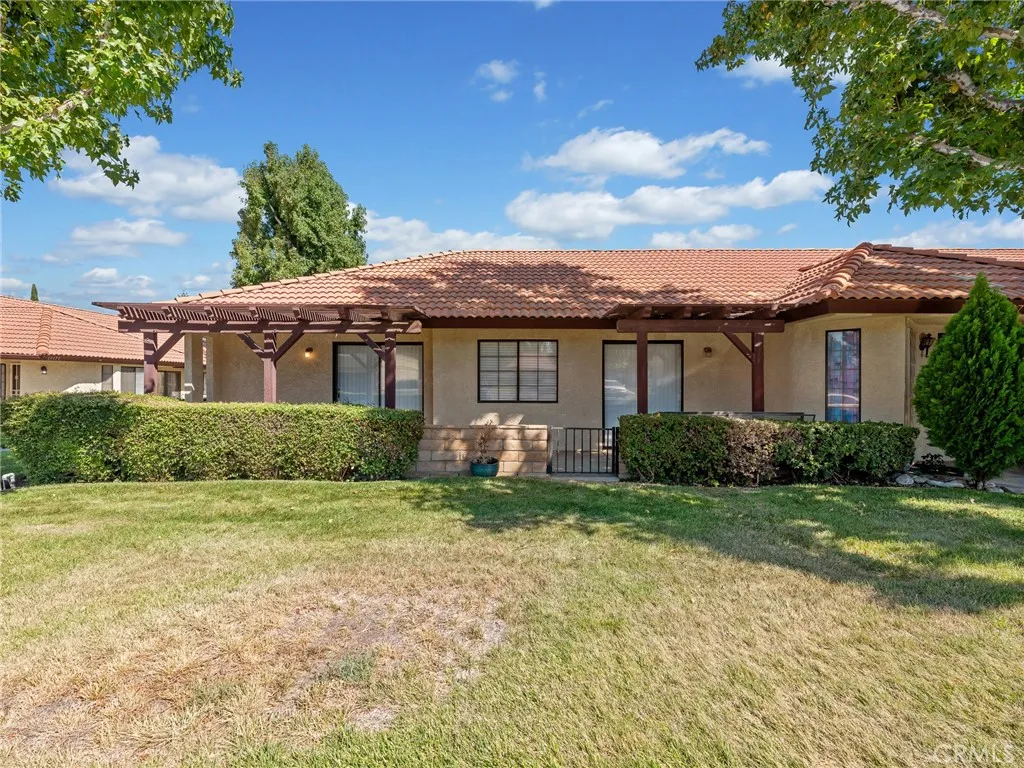 19183 Elm Dr, Apple Valley, California 92308 home-pic-24