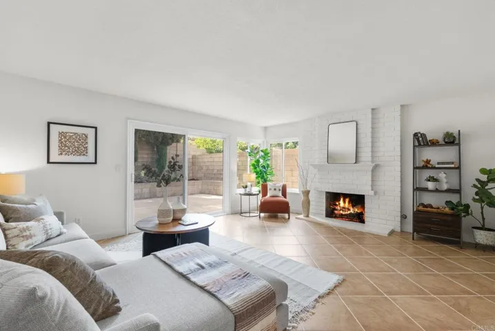 14592 Oak Avenue, Irvine, California 92606