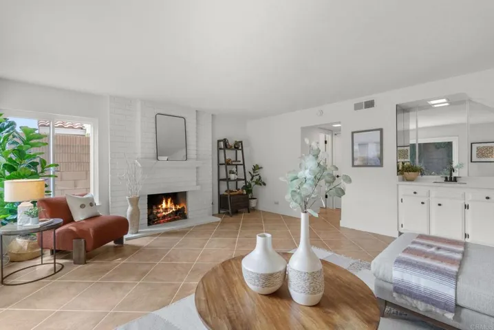 14592 Oak Avenue, Irvine, California 92606