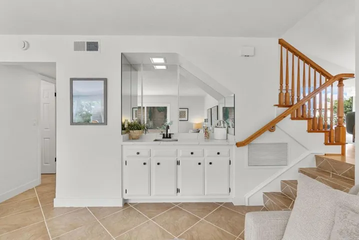 14592 Oak Avenue, Irvine, California 92606