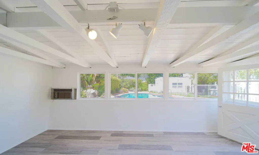 525 N Rexford Drive, Beverly Hills, California 90210 home-pic-56