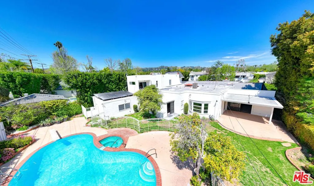 525 N Rexford Drive, Beverly Hills, California 90210 home-pic-66