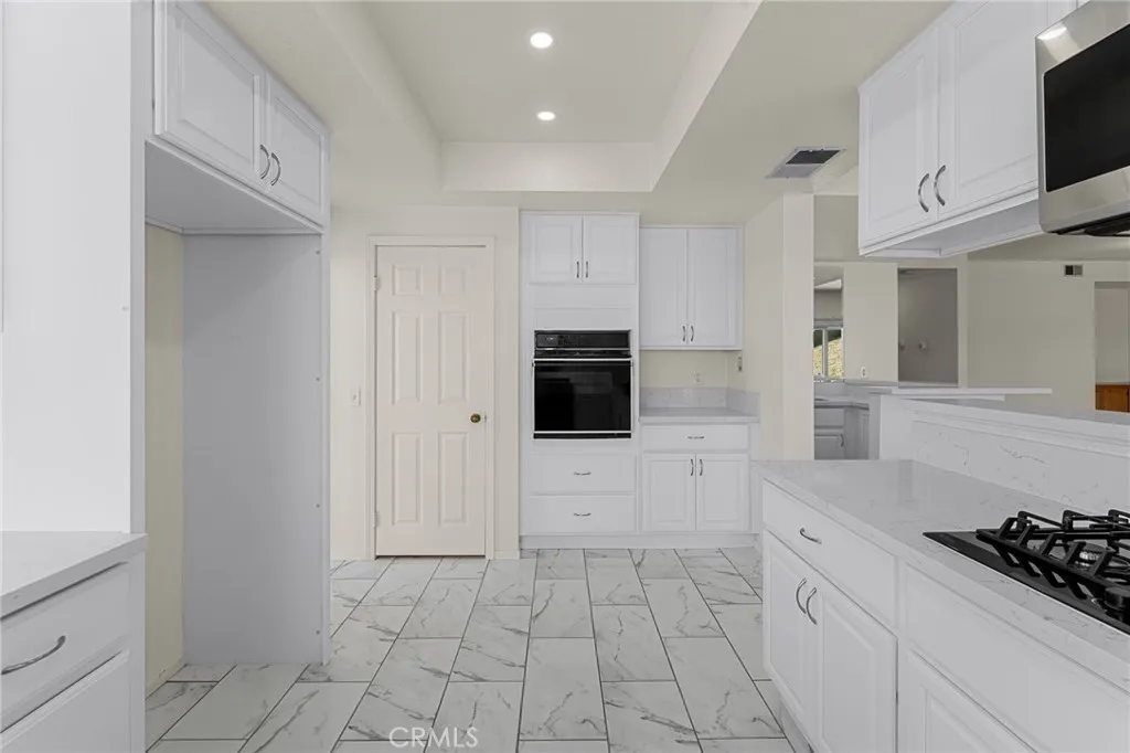 6769 N Chason Way, San Bernardino, California 92407 home-pic-7