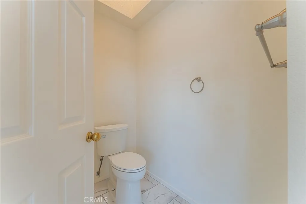 6769 N Chason Way, San Bernardino, California 92407 home-pic-25