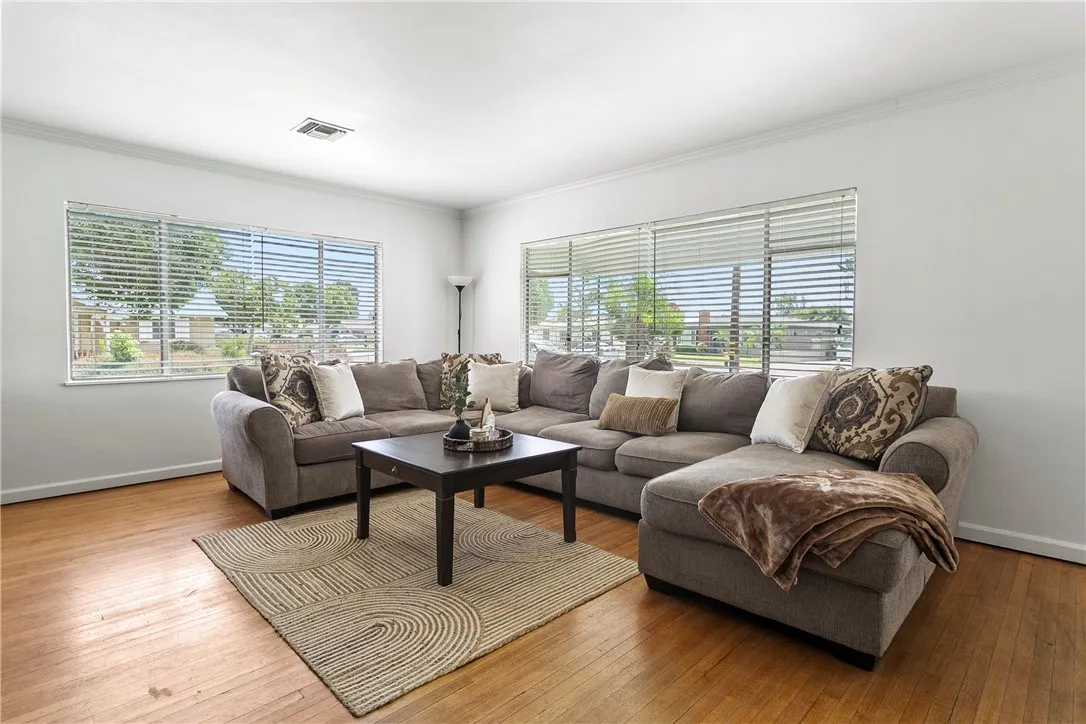 608 W G Street, Ontario, California 91762 home-pic-5