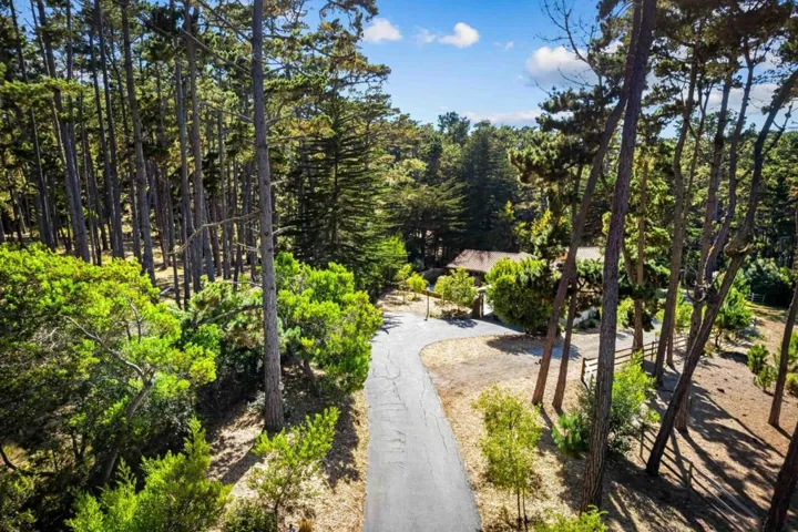 1268 Viscaino Road, Pebble Beach, California 93953