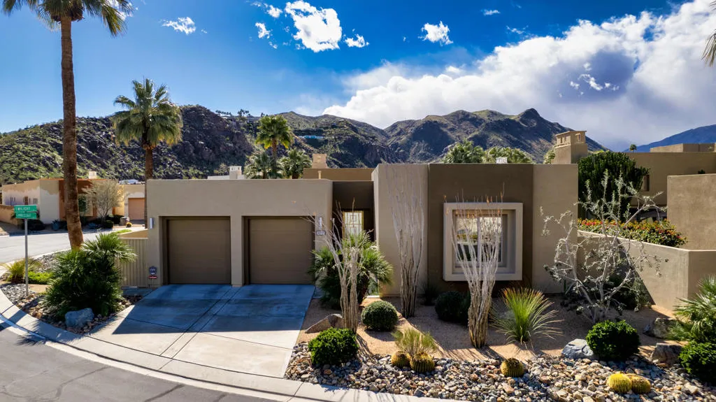 3013 Candlelight Lane, Palm Springs, California 92264 home-pic-3