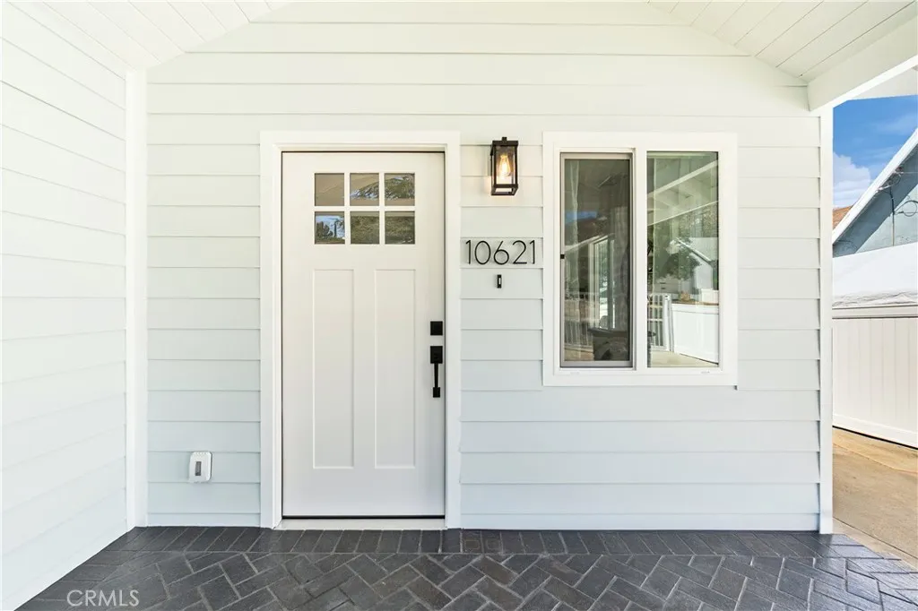 10621 Helendale Avenue, Tujunga, California 91042 home-pic-41