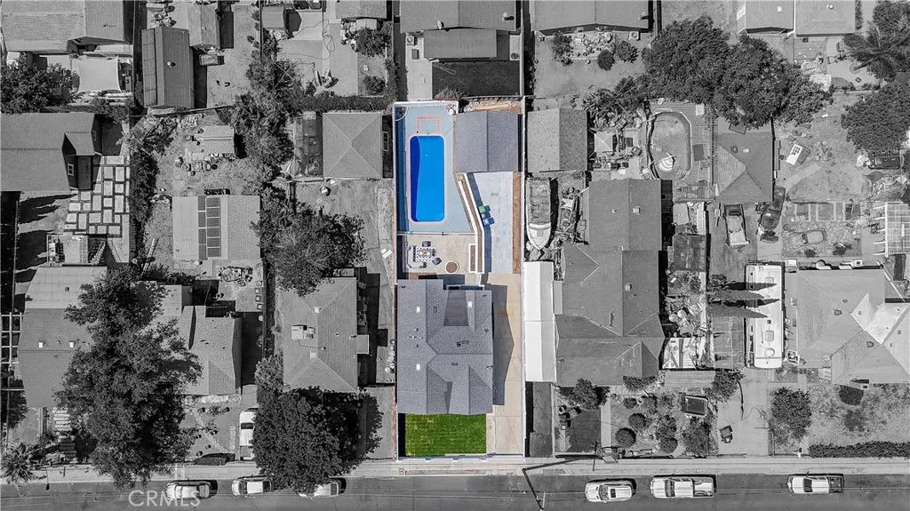 10621 Helendale Avenue, Tujunga, California 91042 home-pic-43