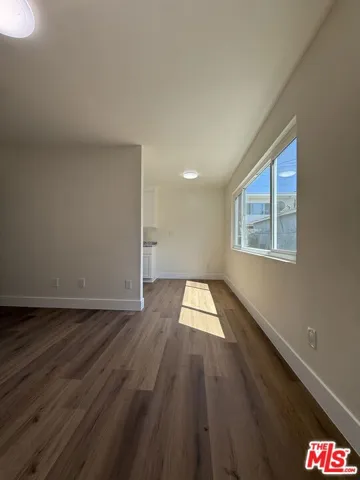1716 Locust Avenue 4, Long Beach, California 90813