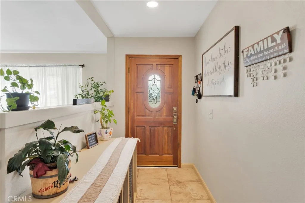 14455 Havasu Road, Apple Valley, California 92307 home-pic-4