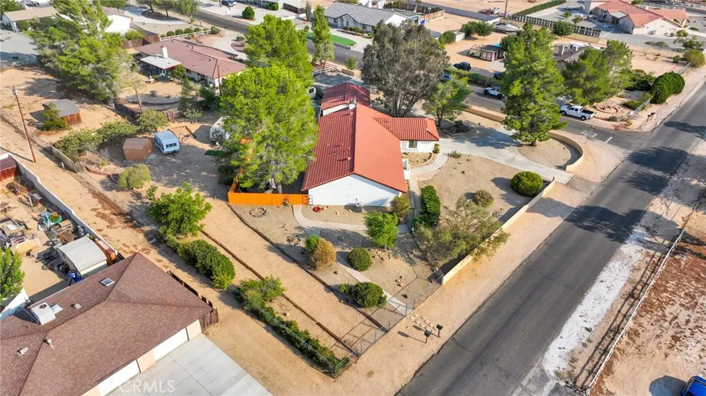 14455 Havasu Road, Apple Valley, California 92307 home-pic-52