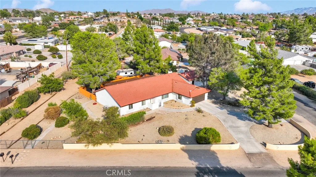 14455 Havasu Road, Apple Valley, California 92307 home-pic-56